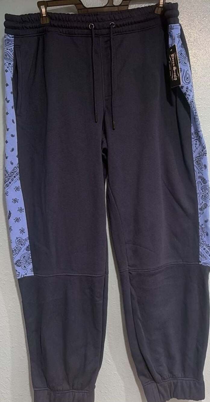 Dogg Supply by Snoop Dogg Men's Brushed Fleece Bandana Print Joggers